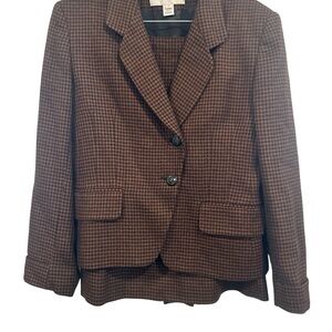 Vintage Jones New York Women’s 2 pc Skirt Suit 100% Wool Houndstooth Size 10